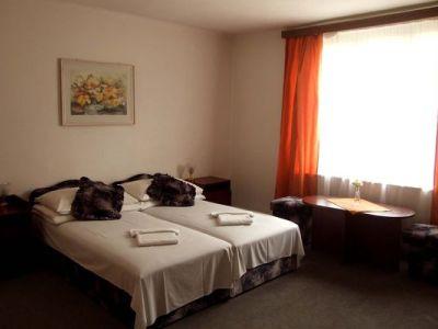 Hid Hotel Budapest Bagian luar foto